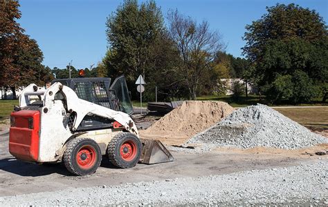 skid steer hire emerald|hicks street equipment hire.